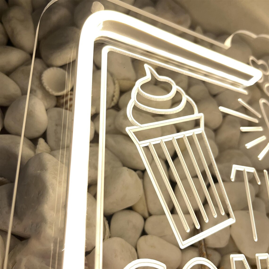 Theater Concessions Neon Sign  - Home Cinema Food recension och pris